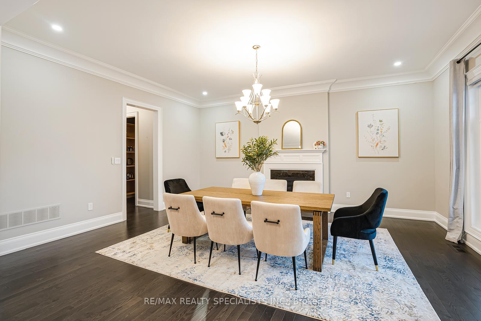 Photo 10 of 15 Mulloy Court, Caledon, Palgrave — HOMEH