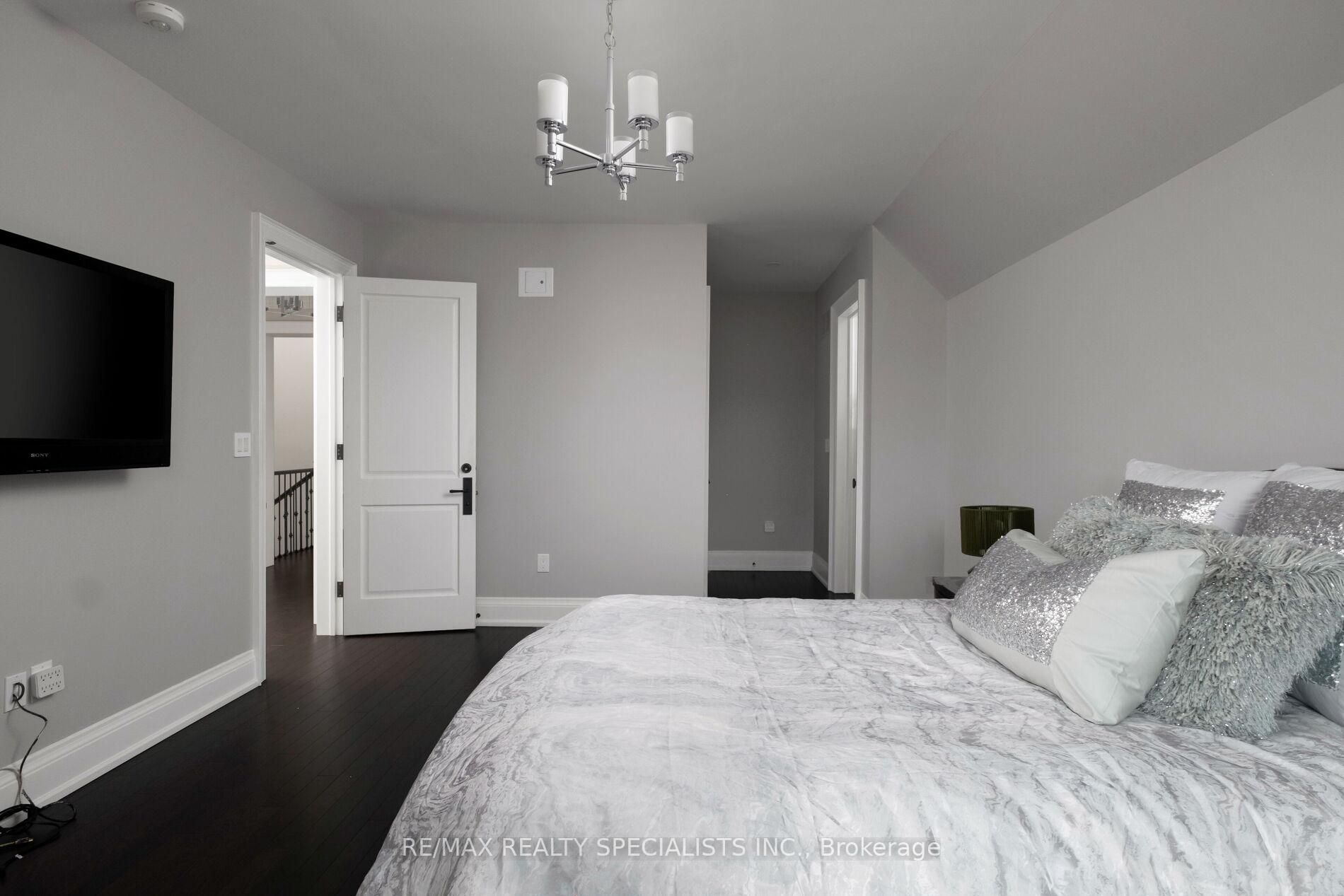 Photo 39 of 15 Mulloy Court, Caledon, Palgrave — HOMEH