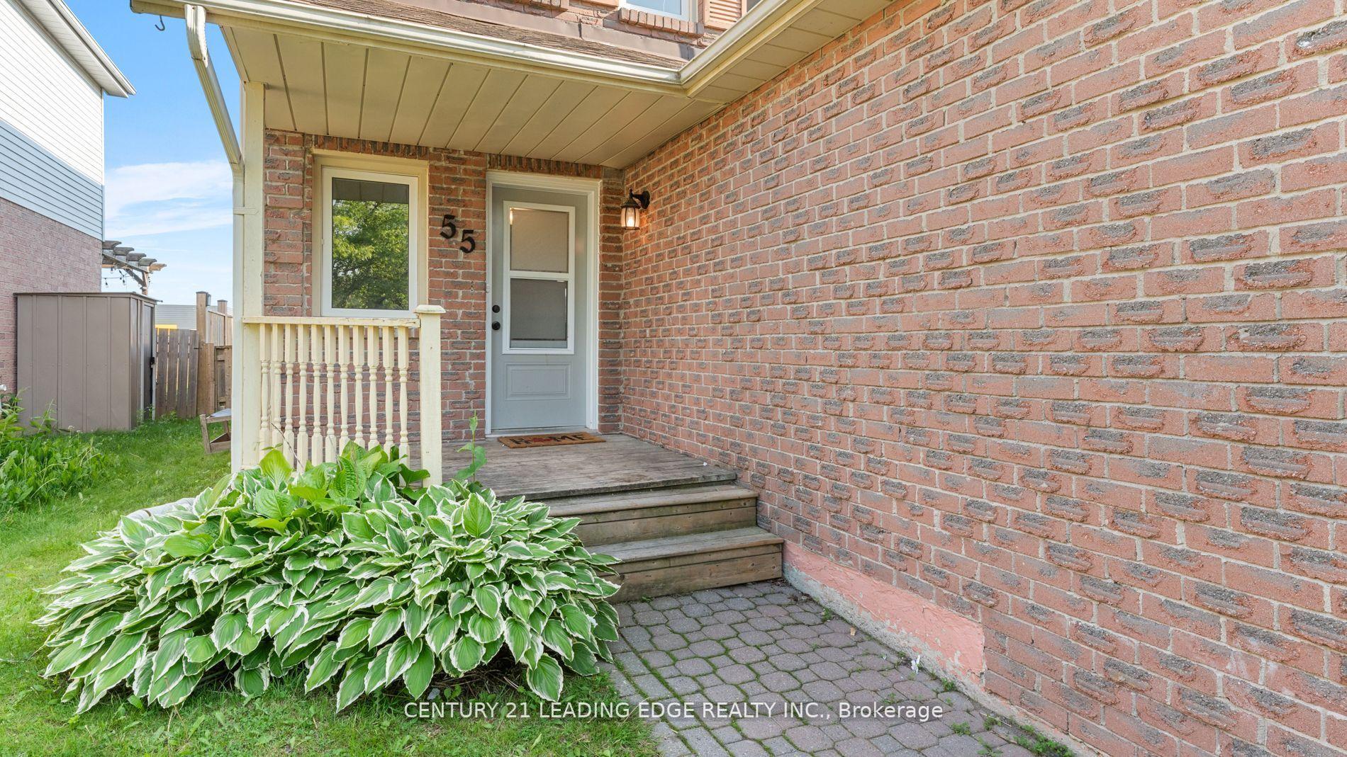 Photo 3 of 55 Turnberry Crescent, Clarington, Courtice — HOMEH