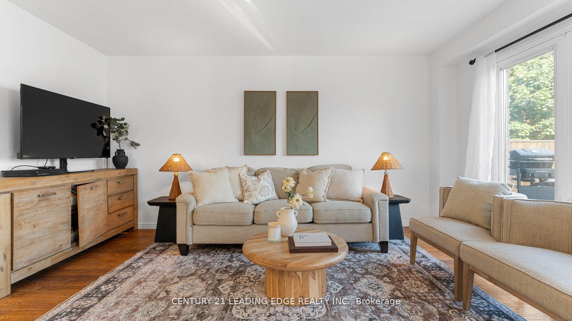 Photo 9 of 55 Turnberry Crescent, Clarington, Courtice — HOMEH