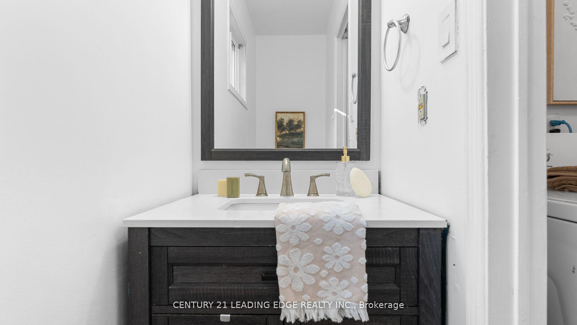 Photo 16 of 55 Turnberry Crescent, Clarington, Courtice — HOMEH