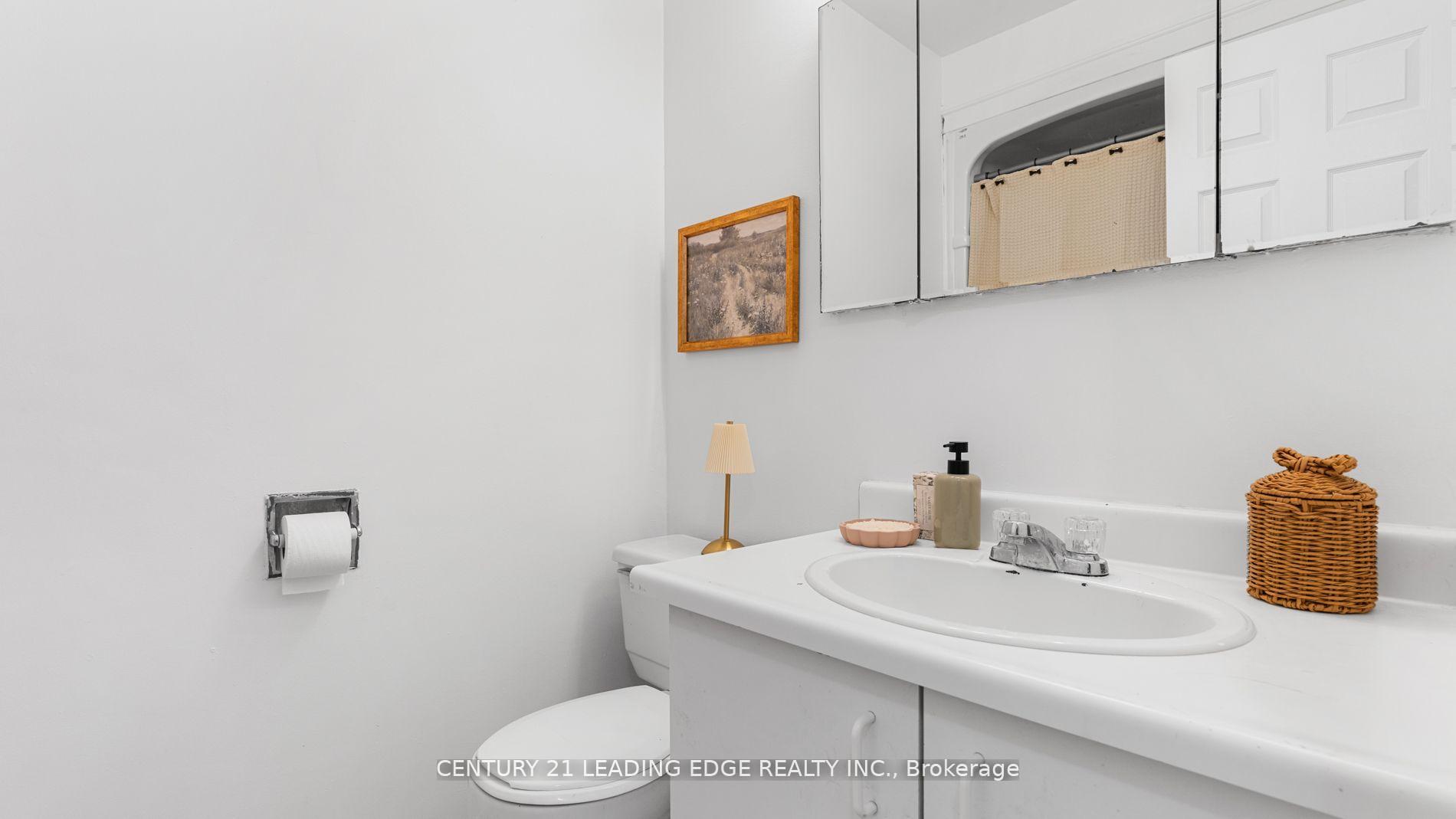 Photo 27 of 55 Turnberry Crescent, Clarington, Courtice — HOMEH
