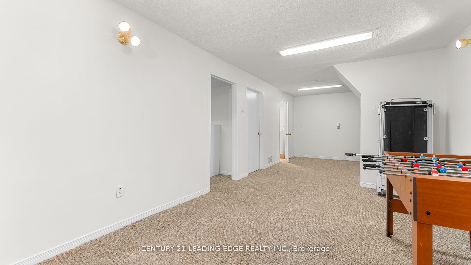 Photo 31 of 55 Turnberry Crescent, Clarington, Courtice — HOMEH
