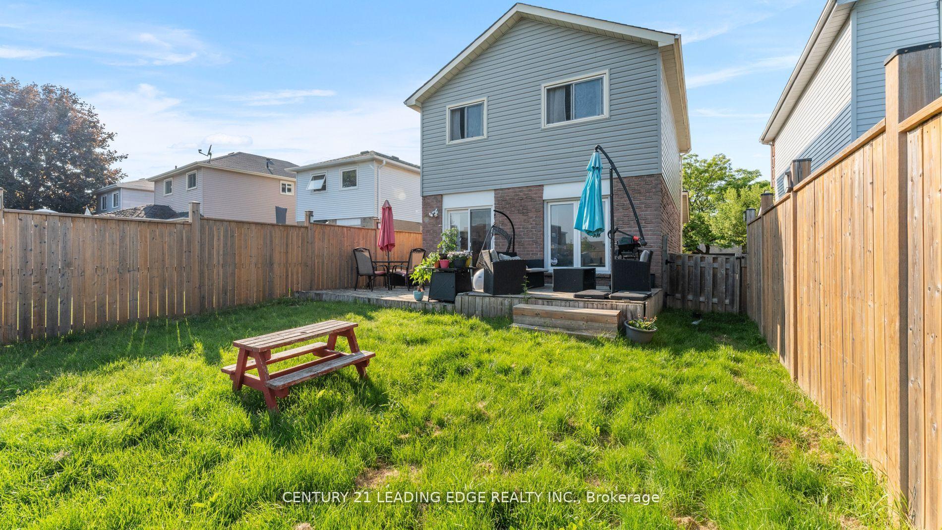Photo 39 of 55 Turnberry Crescent, Clarington, Courtice — HOMEH