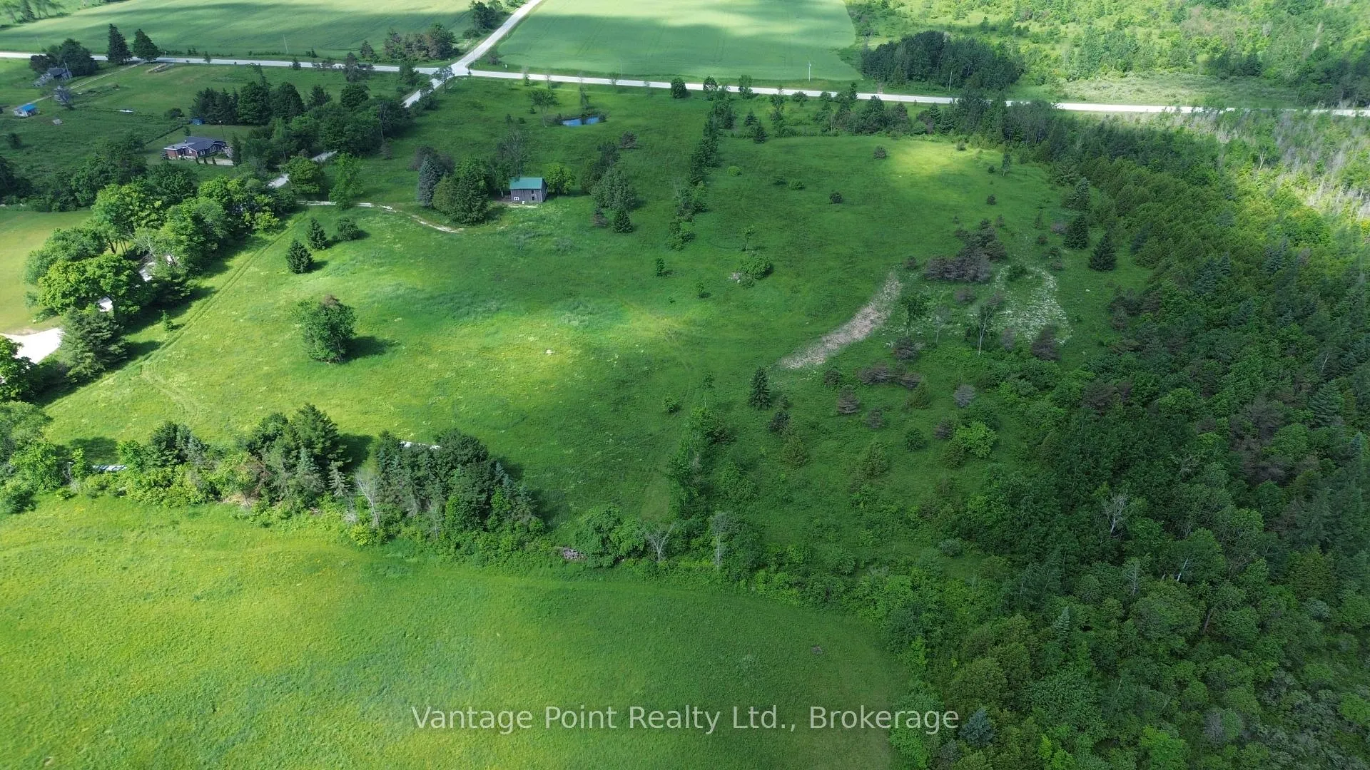 Photo 31 of 605303 Sideroad 13a, Grey Highlands — HOMEH