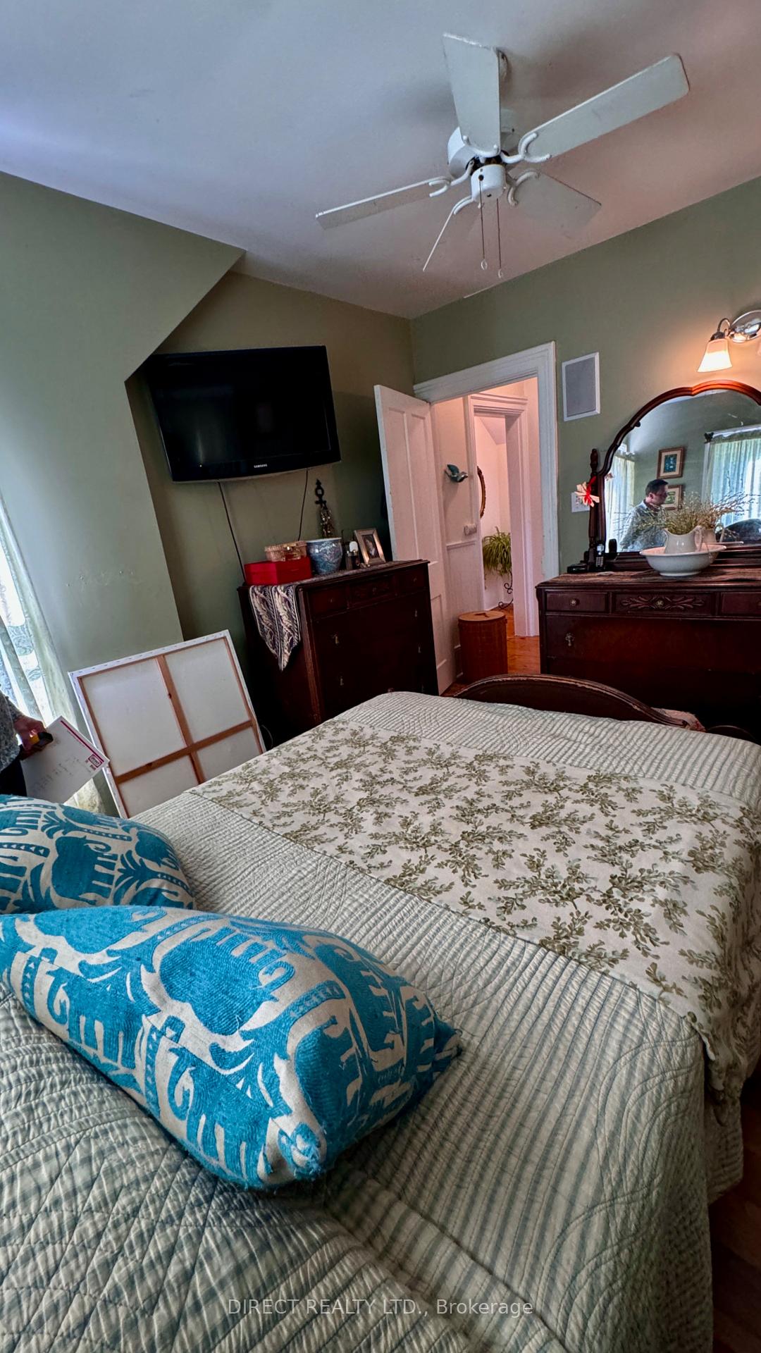 Photo 6 of 283 Foster Avenue, Belleville, Belleville Ward — HOMEH