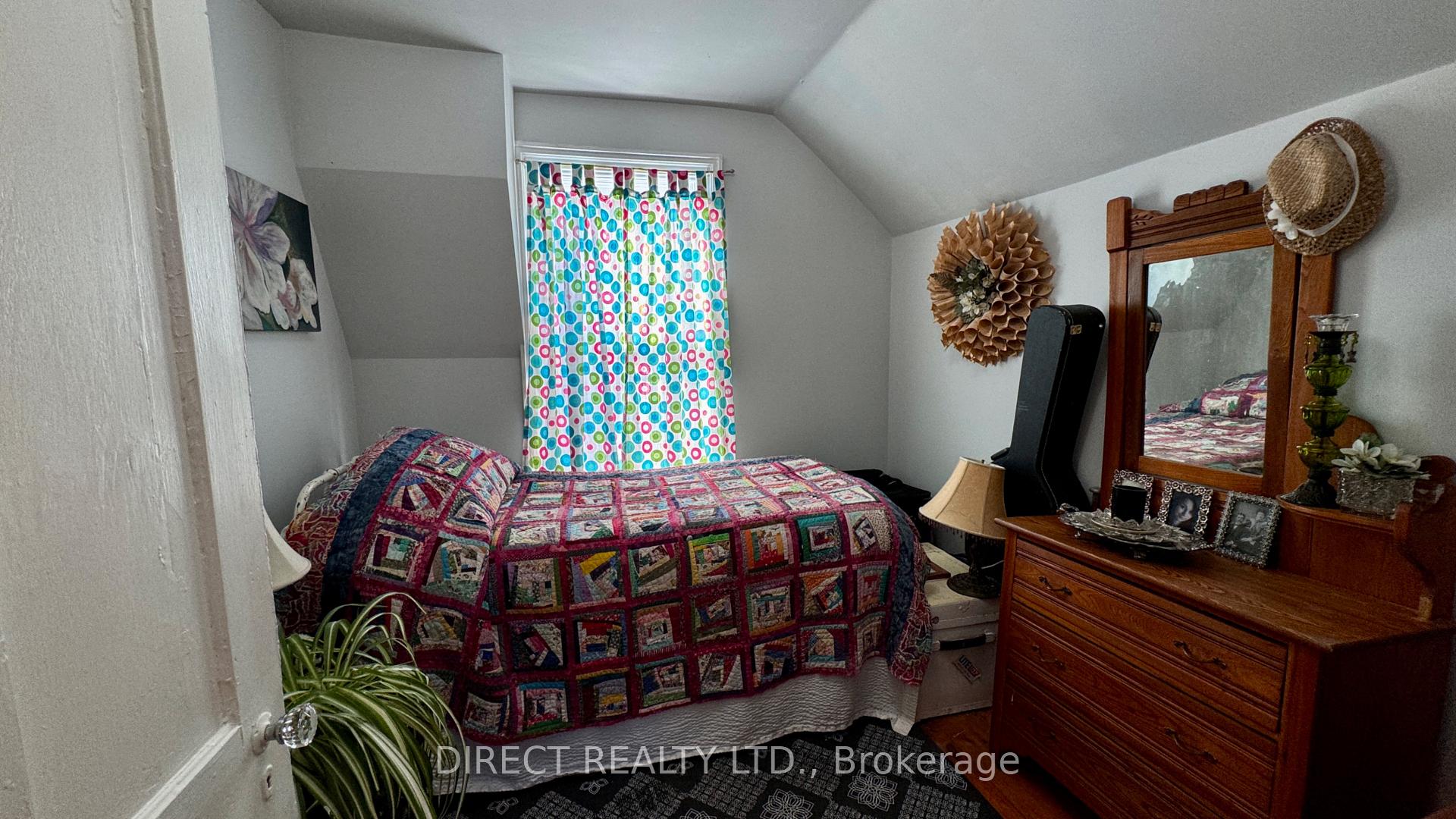 Photo 11 of 283 Foster Avenue, Belleville, Belleville Ward — HOMEH