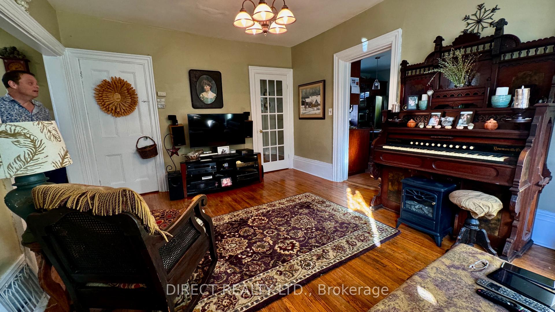 Photo 18 of 283 Foster Avenue, Belleville, Belleville Ward — HOMEH