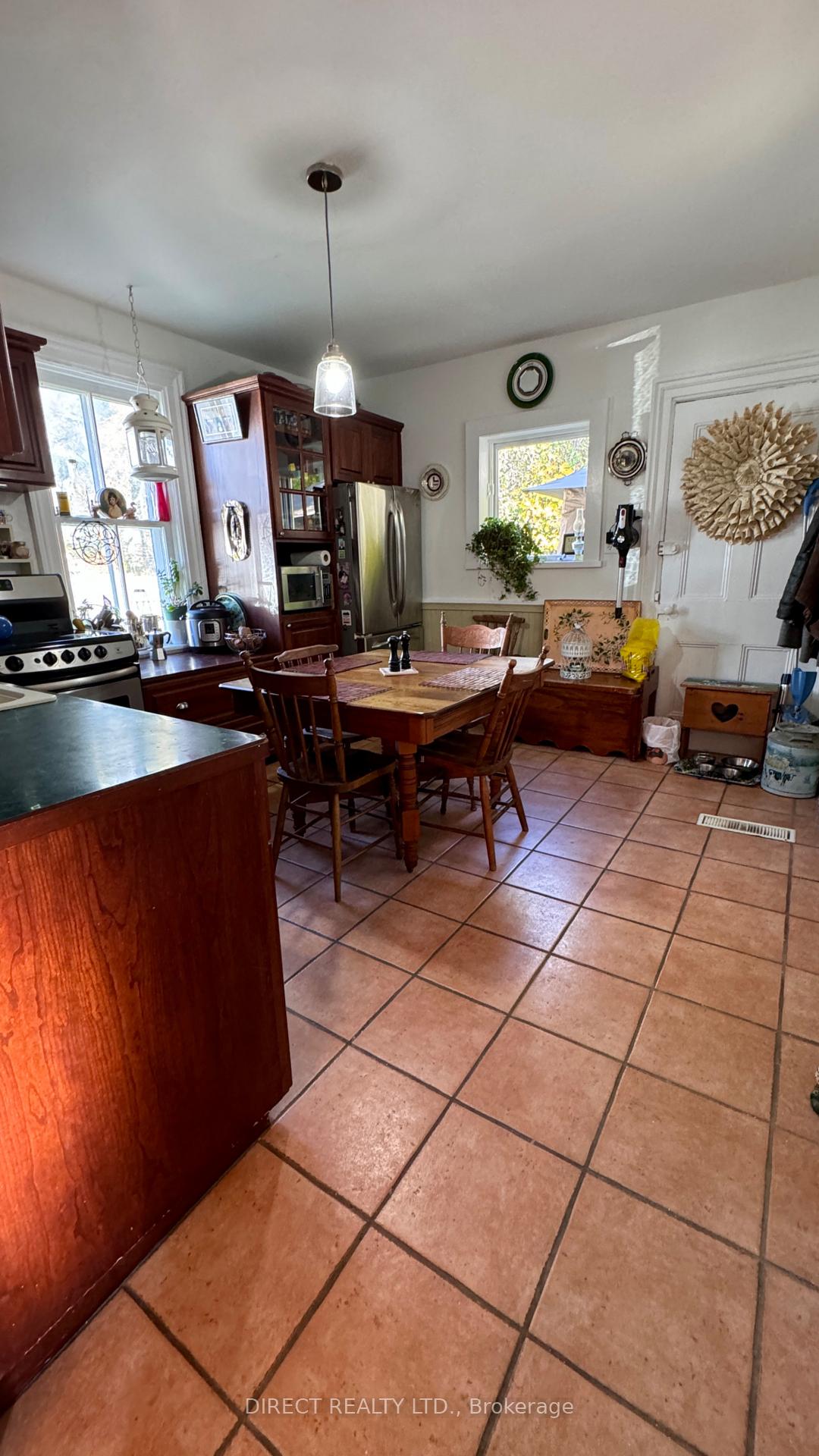 Photo 21 of 283 Foster Avenue, Belleville, Belleville Ward — HOMEH