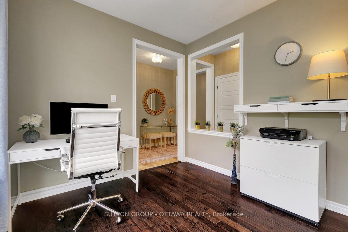 Photo 4 of 181 Lamprey Street, Ottawa, Barrhaven - Half Moon Bay — HOMEH