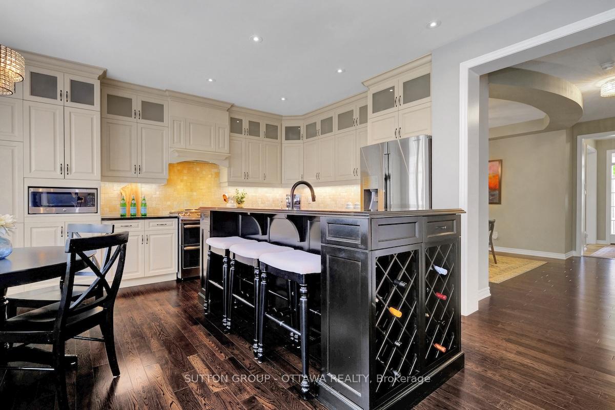 Photo 12 of 181 Lamprey Street, Ottawa, Barrhaven - Half Moon Bay — HOMEH