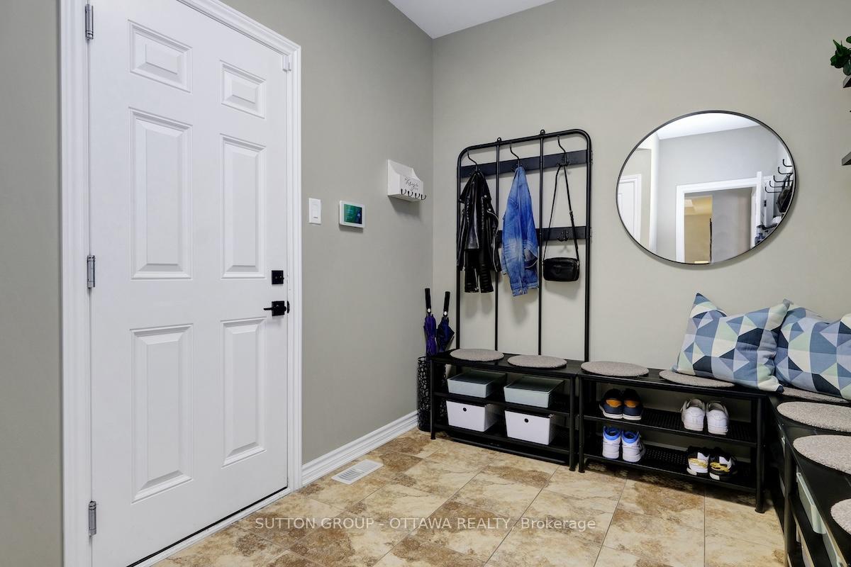 Photo 17 of 181 Lamprey Street, Ottawa, Barrhaven - Half Moon Bay — HOMEH