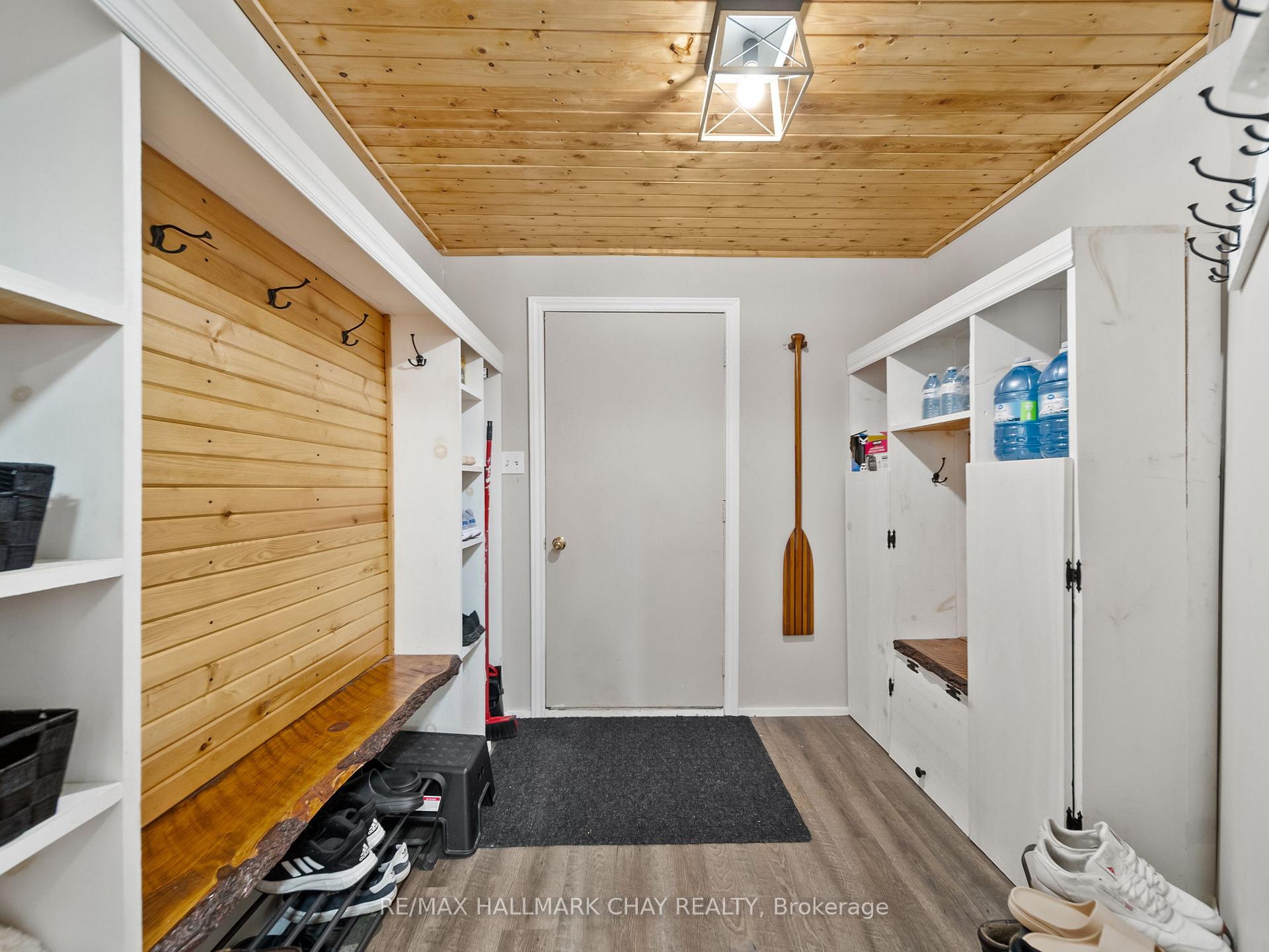 Photo 22 of 51 Shakespeare Crescent, Barrie, Letitia Heights — HOMEH