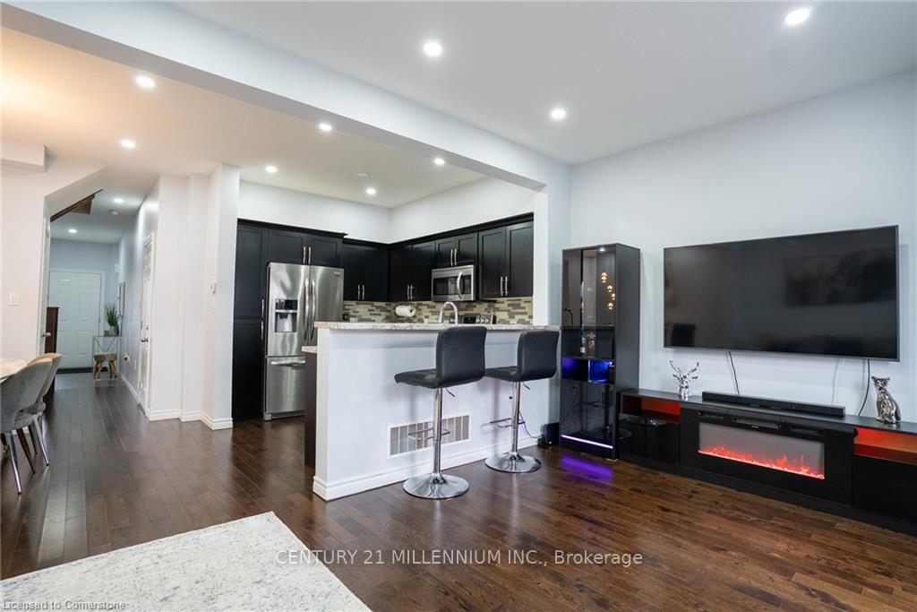 Photo 2 of Unit 62, 9 Hampton Brook Way, Hamilton, Mount Hope — HOMEH