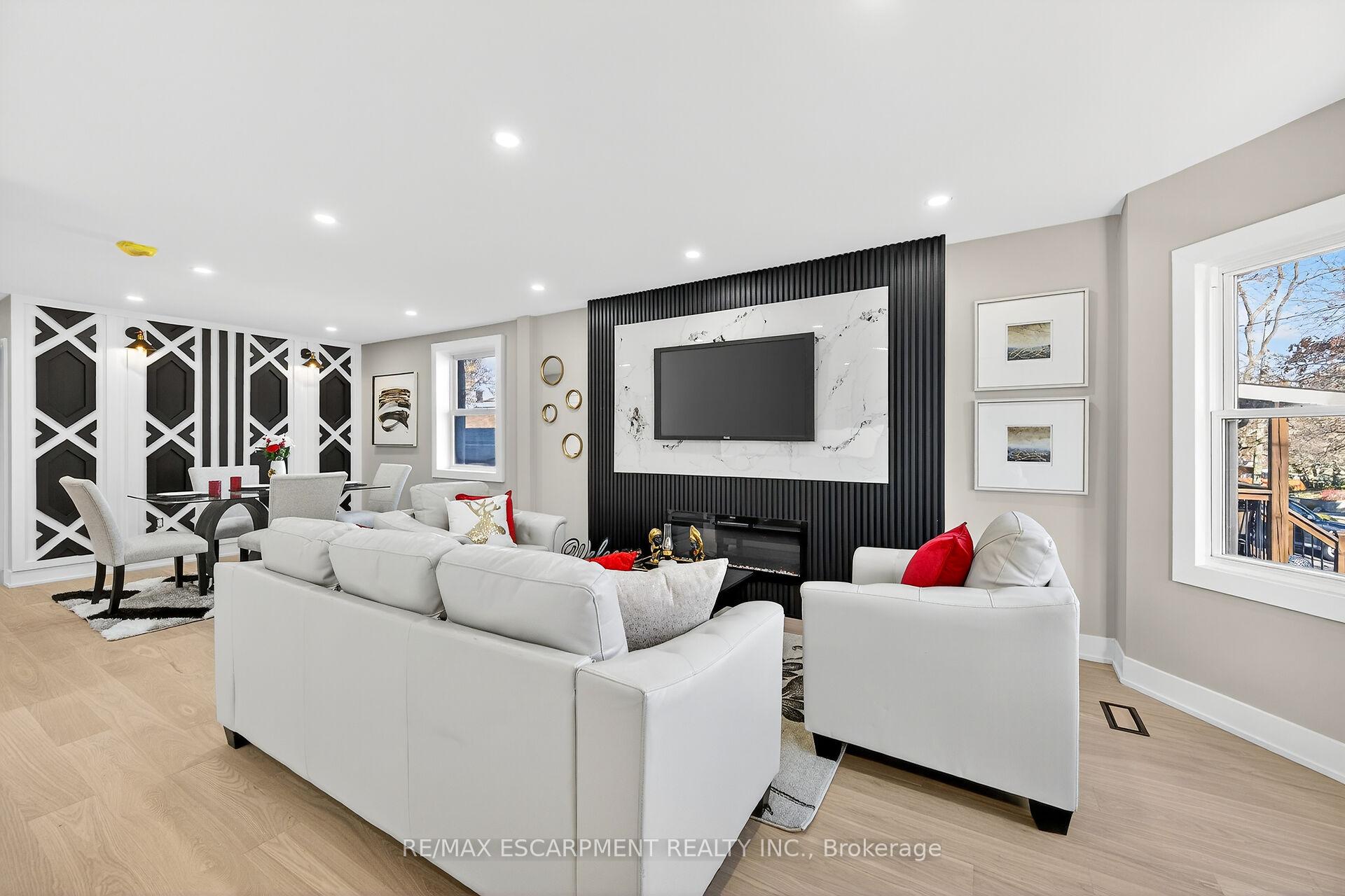 Photo 3 of 26 Martin Road, Hamilton, Rosedale — HOMEH