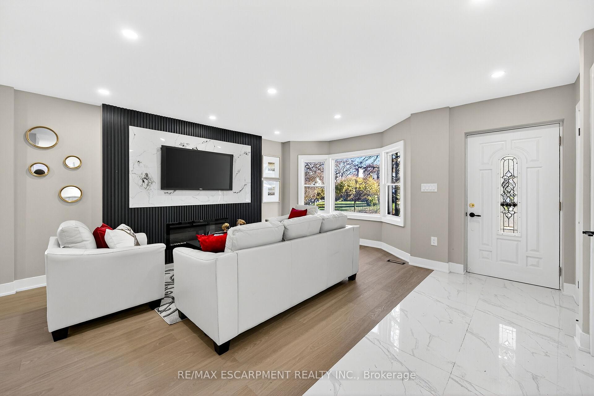 Photo 5 of 26 Martin Road, Hamilton, Rosedale — HOMEH