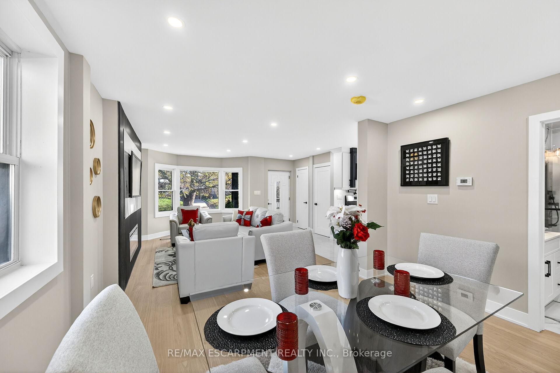 Photo 12 of 26 Martin Road, Hamilton, Rosedale — HOMEH
