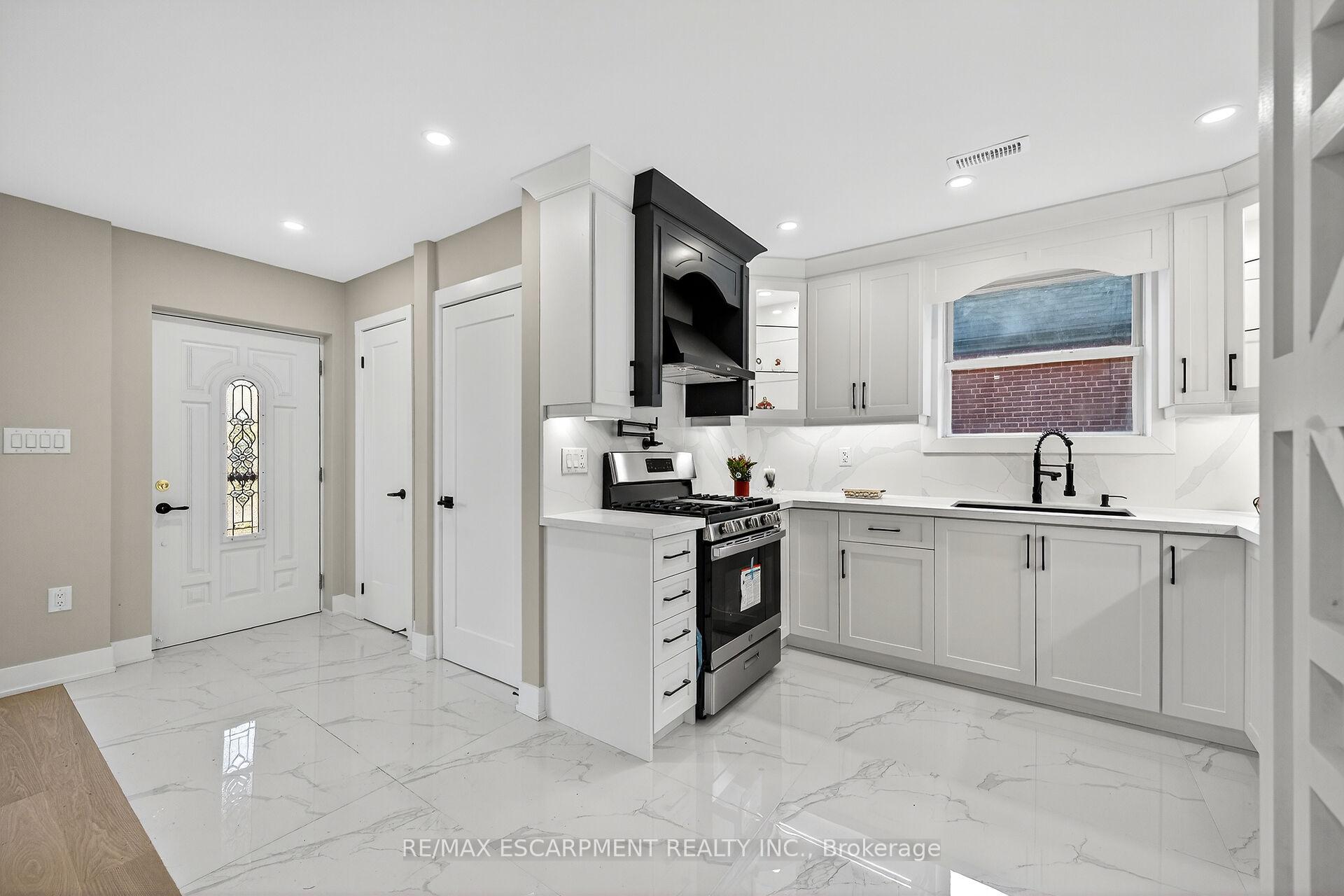 Photo 28 of 26 Martin Road, Hamilton, Rosedale — HOMEH