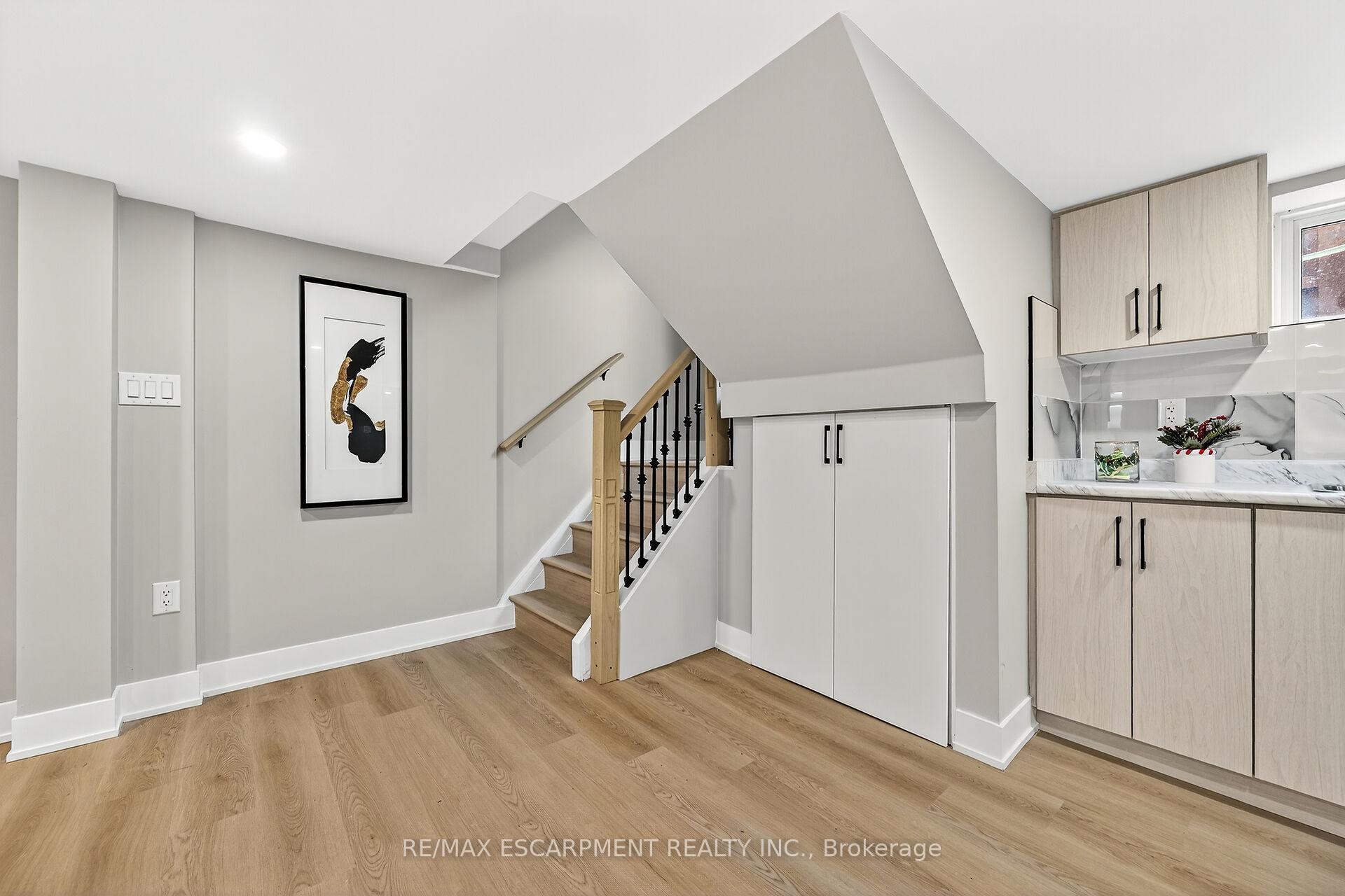 Photo 31 of 26 Martin Road, Hamilton, Rosedale — HOMEH