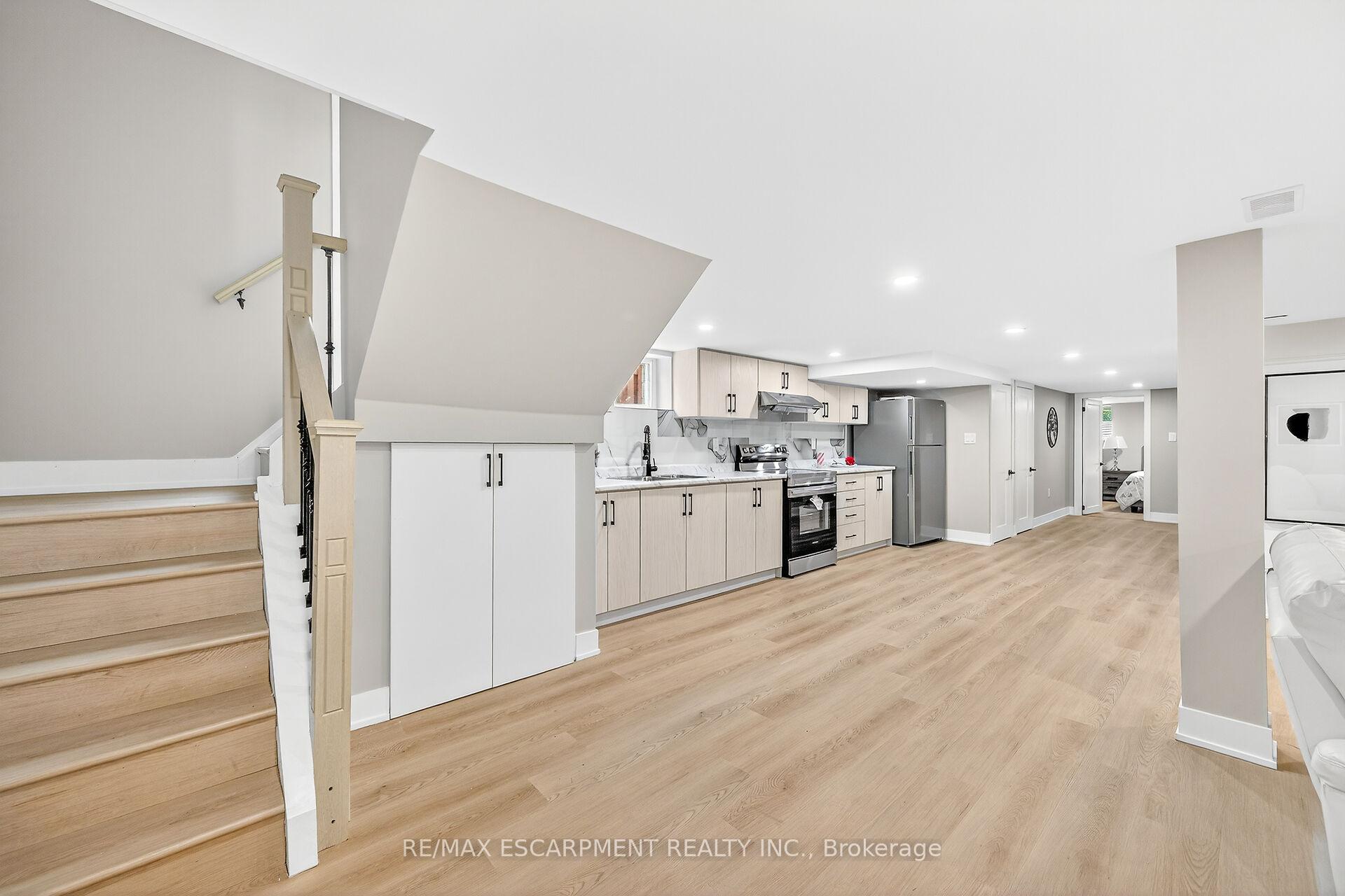 Photo 32 of 26 Martin Road, Hamilton, Rosedale — HOMEH
