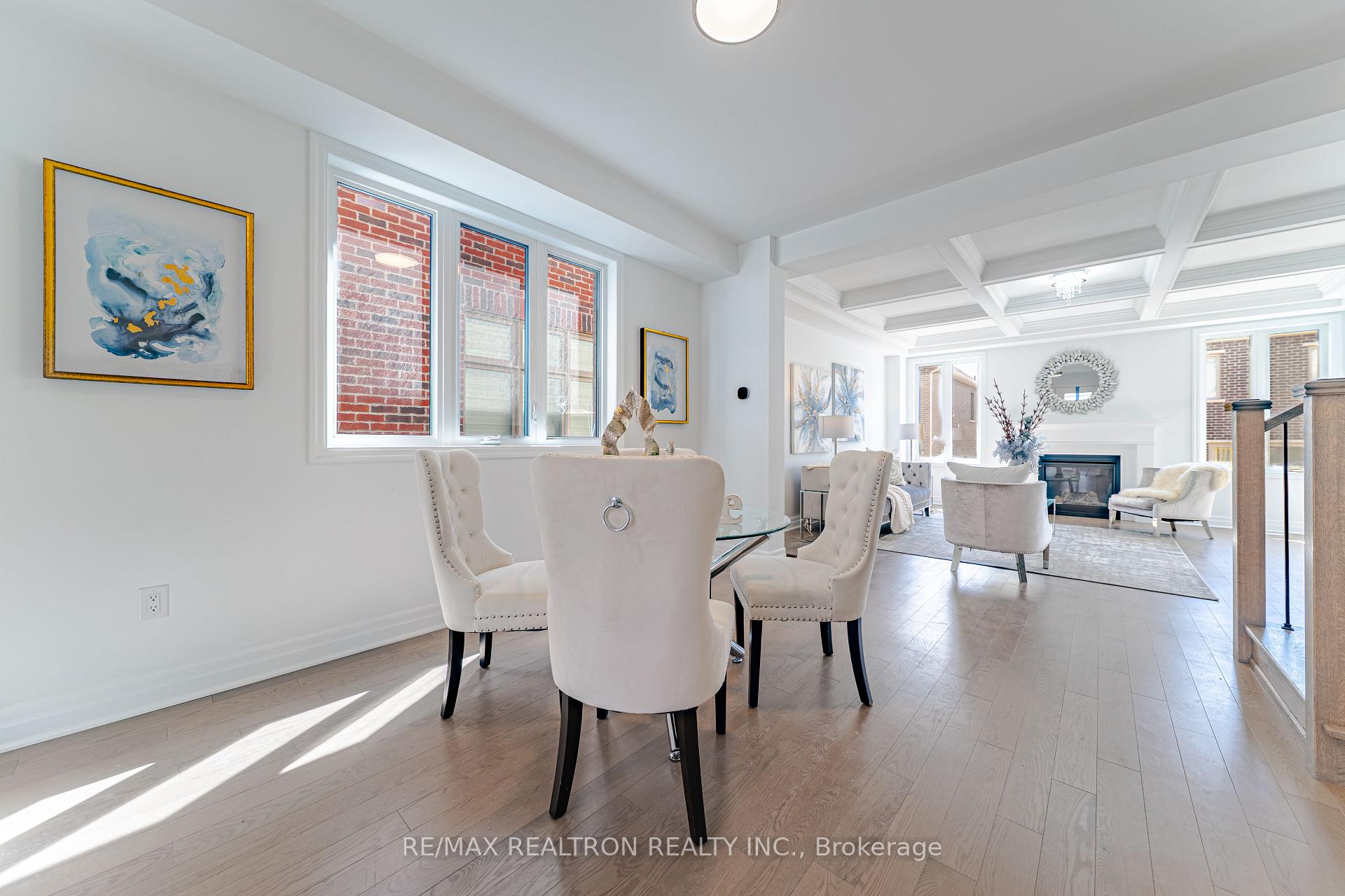 Photo 5 of 63 Greenridge Crescent, Markham, Victoria Manor-Jennings Gate — HOMEH