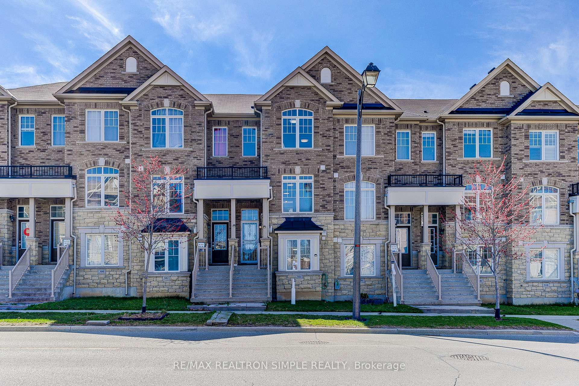Front of 304 Delray Drive