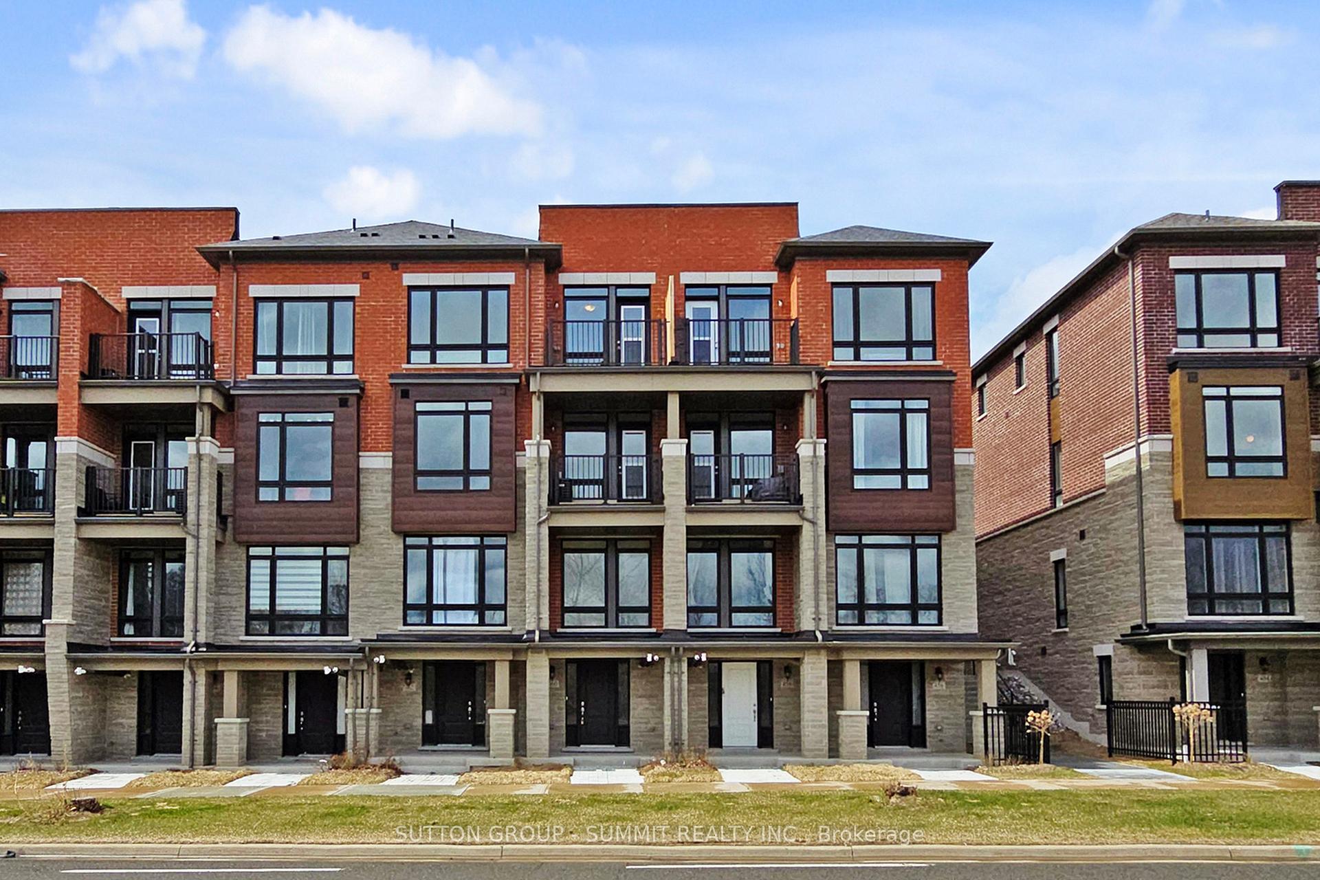 Front of 460 Salem Road S