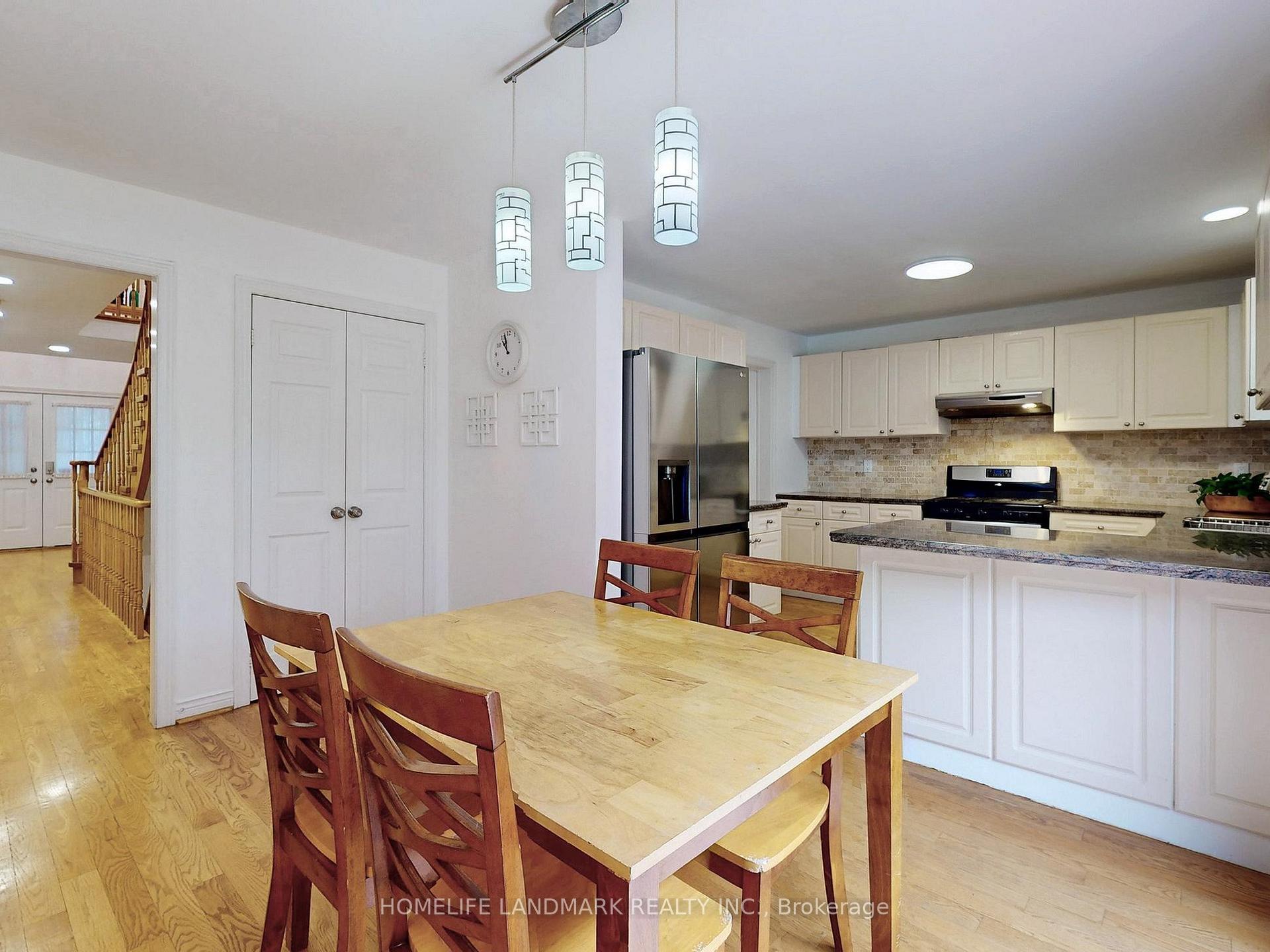 Photo 9 of 64 Bradgate Drive, Markham, Thornlea — HOMEH