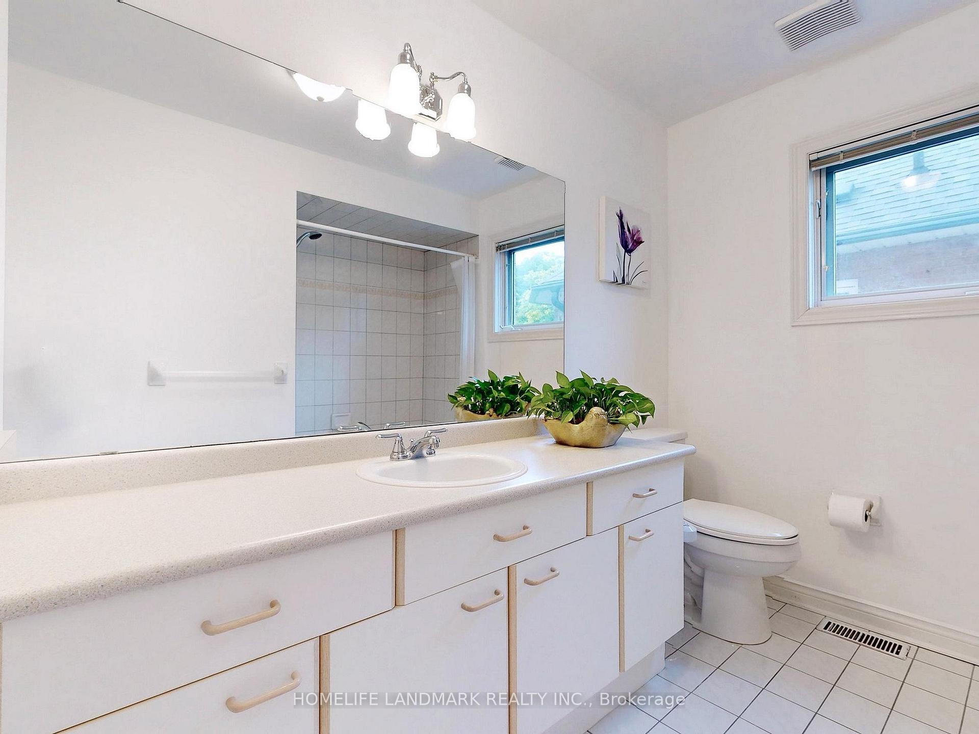 Photo 29 of 64 Bradgate Drive, Markham, Thornlea — HOMEH