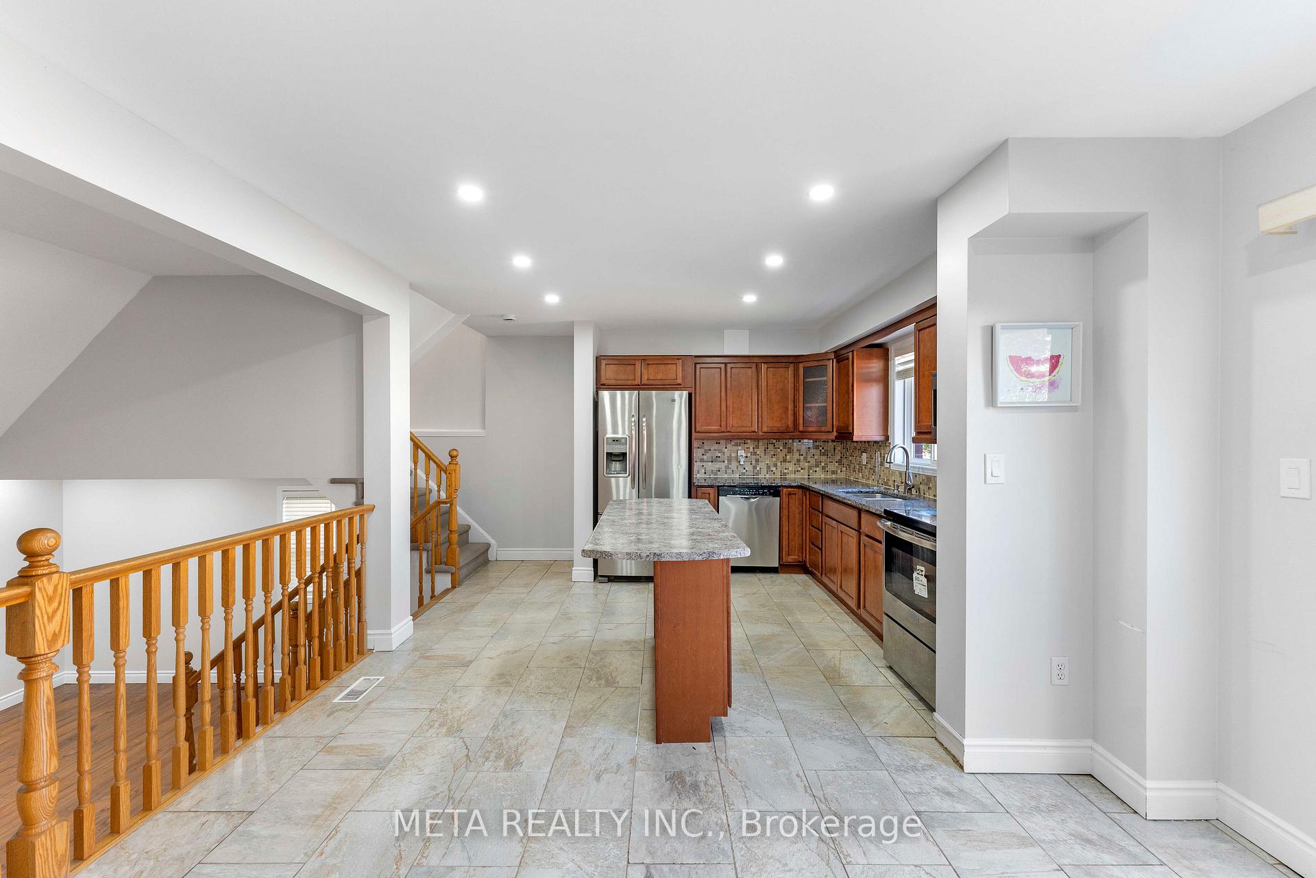Photo 6 of 159 Lynch Circle, Guelph, Pineridge/Westminster Woods — HOMEH