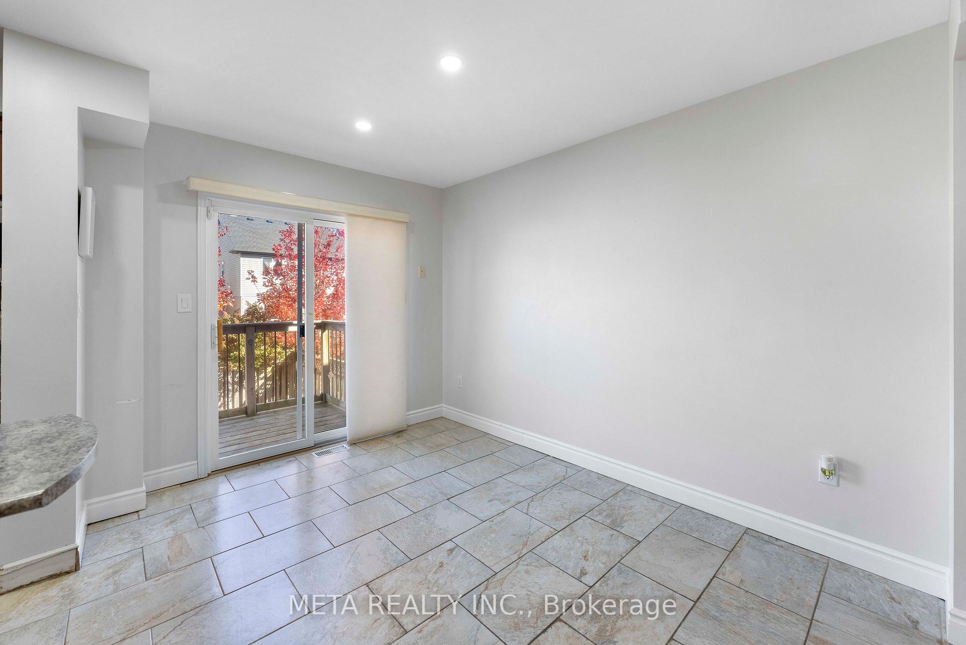 Photo 10 of 159 Lynch Circle, Guelph, Pineridge/Westminster Woods — HOMEH