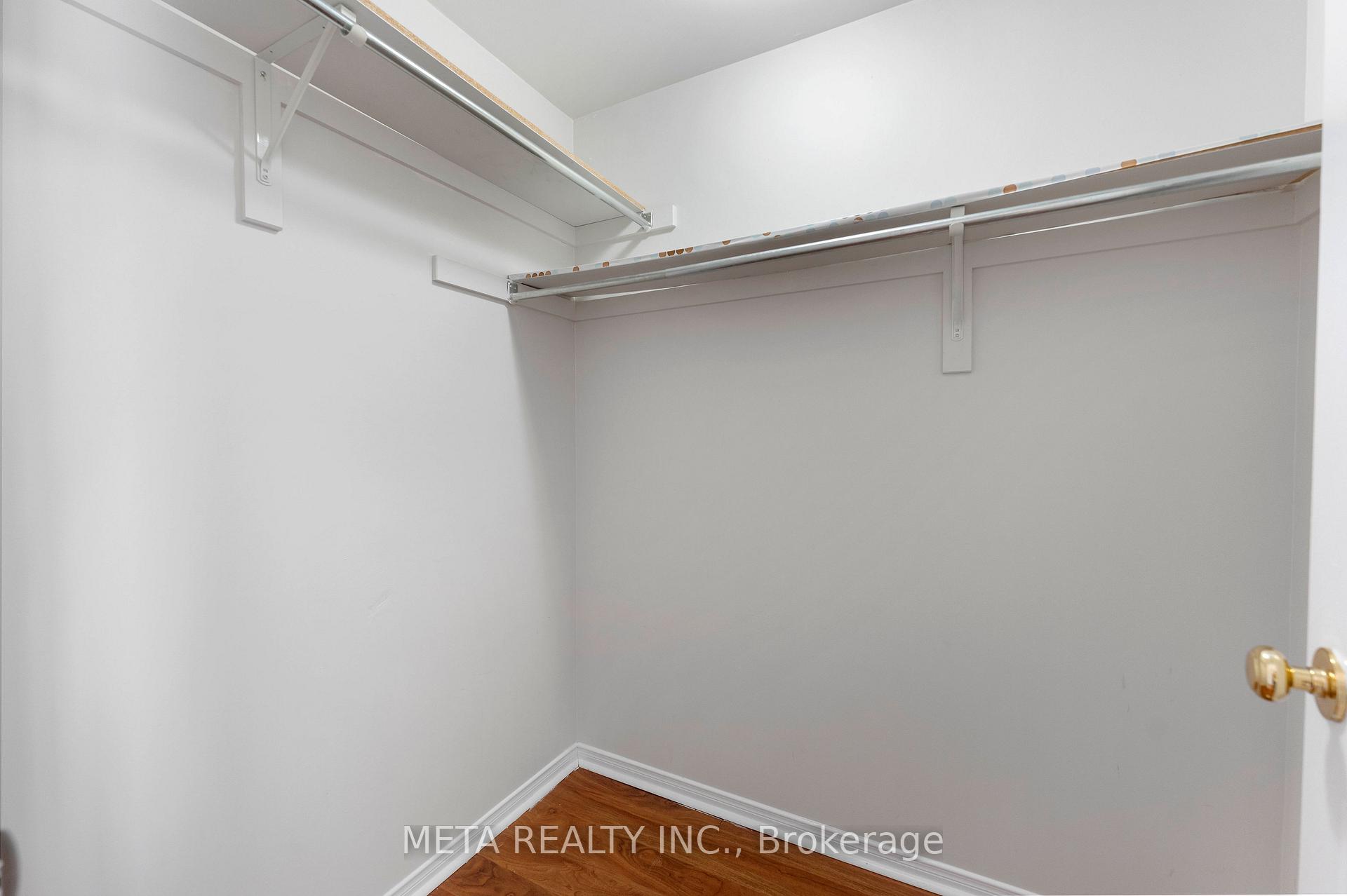 Photo 16 of 159 Lynch Circle, Guelph, Pineridge/Westminster Woods — HOMEH