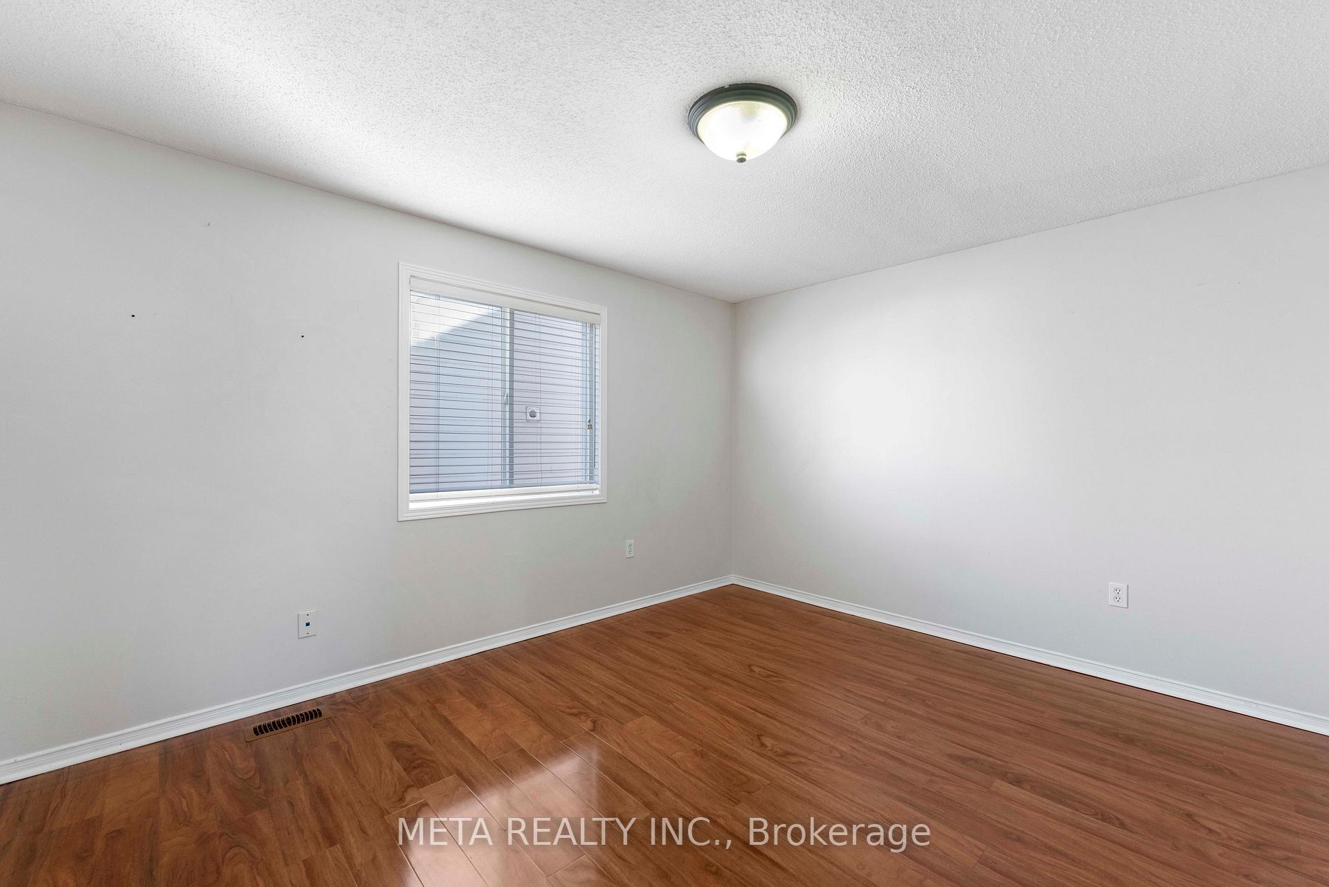 Photo 17 of 159 Lynch Circle, Guelph, Pineridge/Westminster Woods — HOMEH