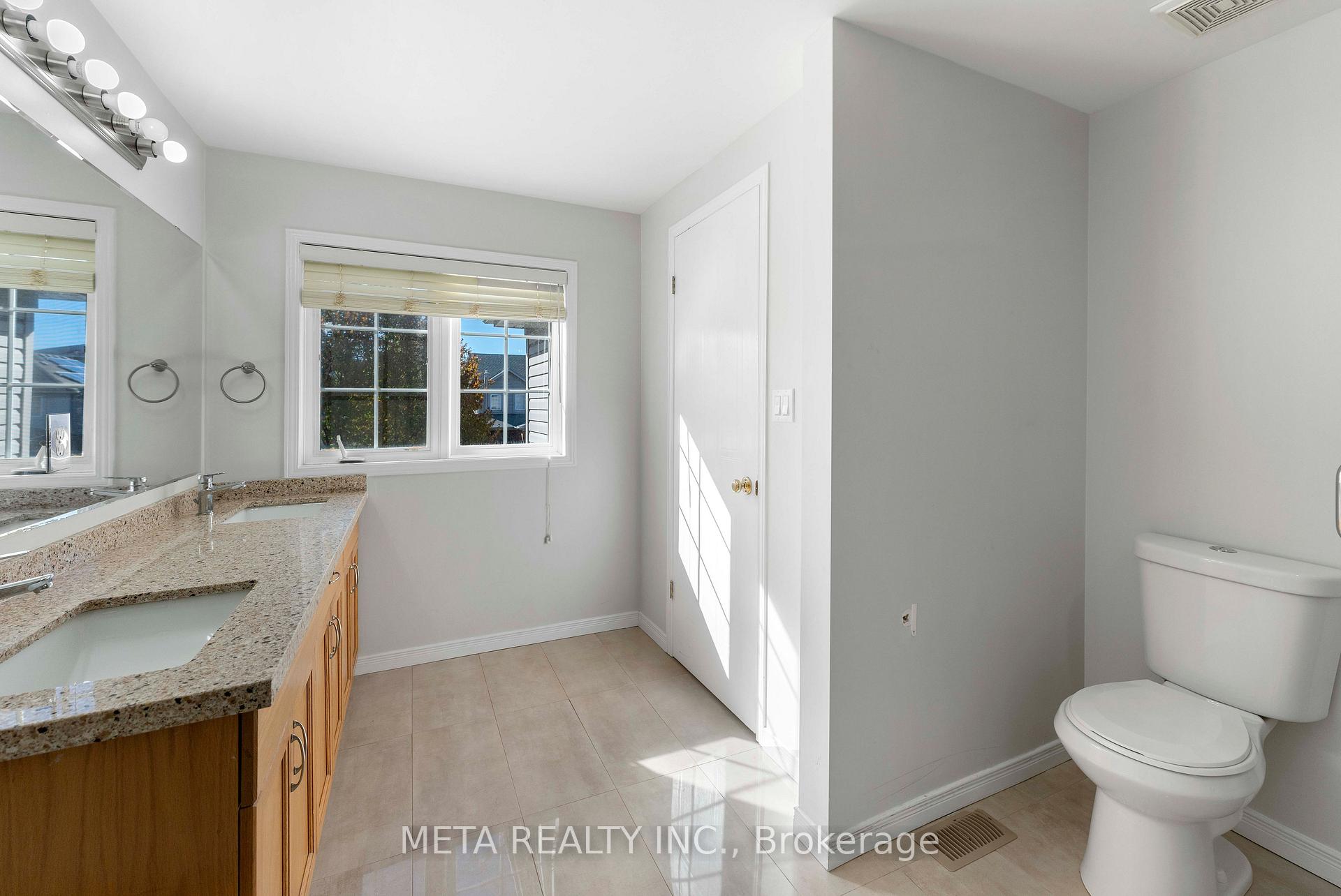 Photo 19 of 159 Lynch Circle, Guelph, Pineridge/Westminster Woods — HOMEH