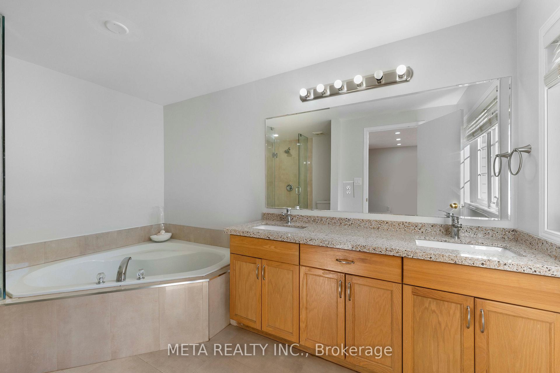 Photo 20 of 159 Lynch Circle, Guelph, Pineridge/Westminster Woods — HOMEH