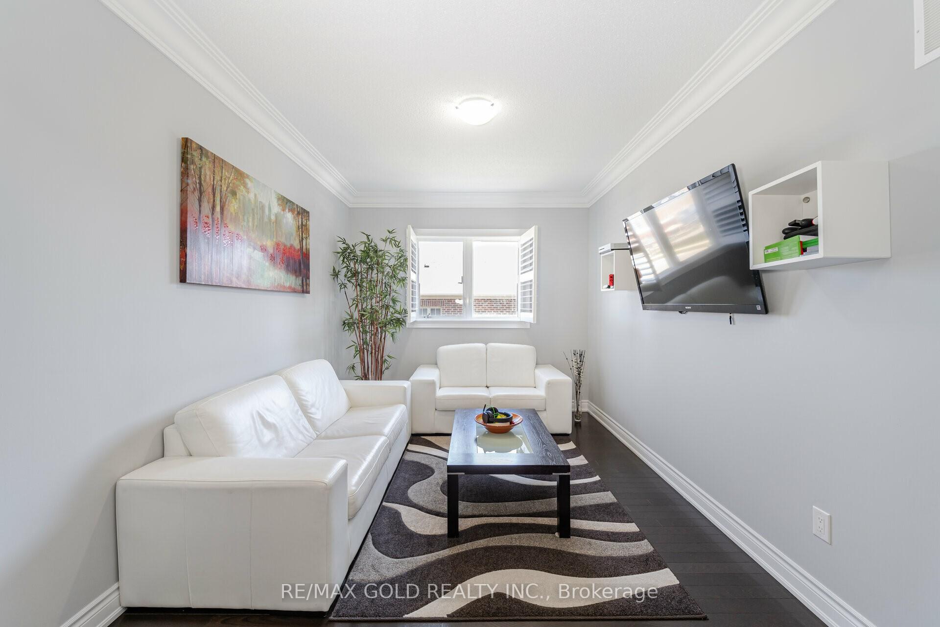 Photo 15 of 71 Squire Ellis Drive, Brampton, Toronto Gore Rural Estate — HOMEH