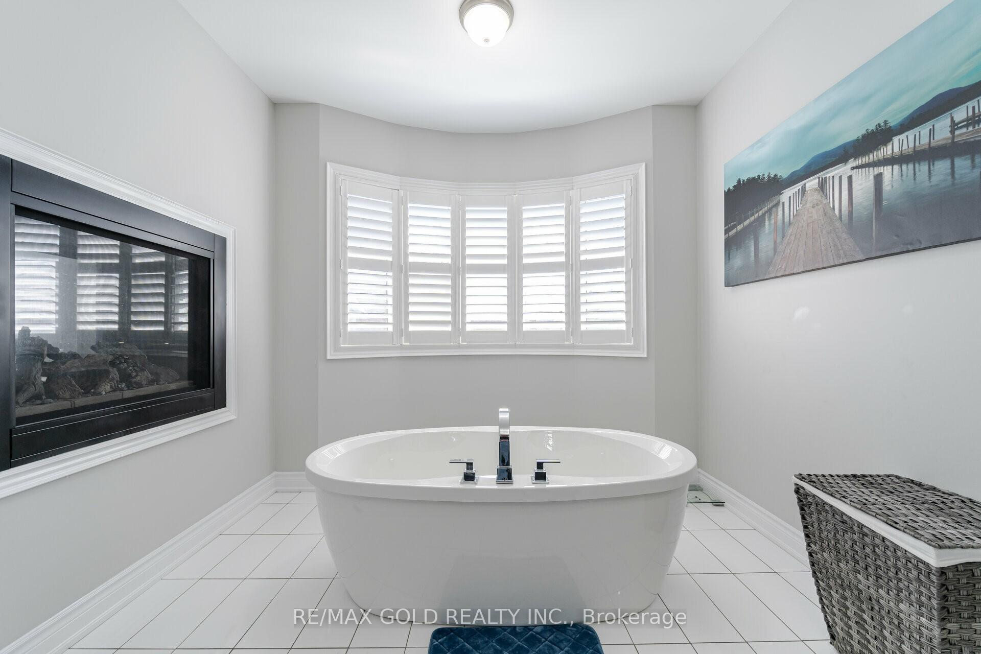 Photo 19 of 71 Squire Ellis Drive, Brampton, Toronto Gore Rural Estate — HOMEH