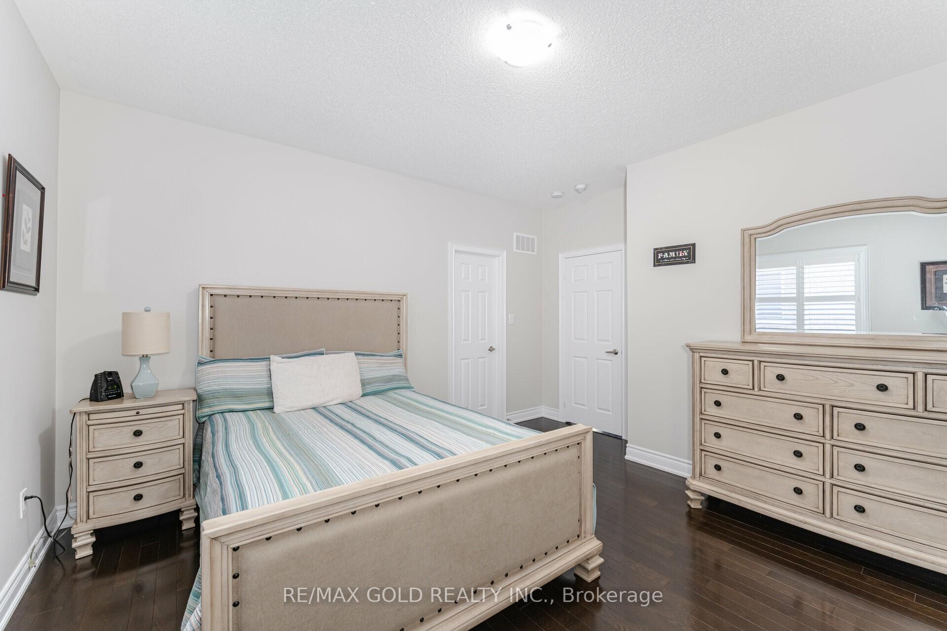 Photo 21 of 71 Squire Ellis Drive, Brampton, Toronto Gore Rural Estate — HOMEH