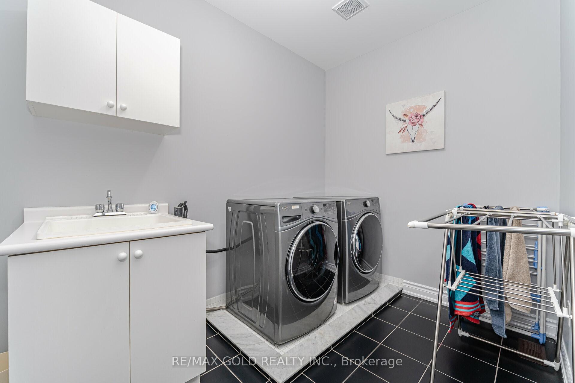 Photo 30 of 71 Squire Ellis Drive, Brampton, Toronto Gore Rural Estate — HOMEH