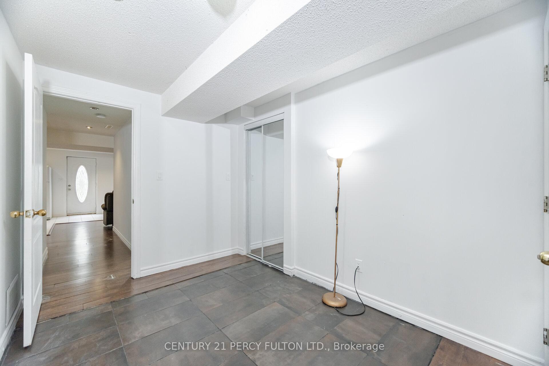 Photo 40 of 640 Sunbird Trail, Pickering, Amberlea — HOMEH