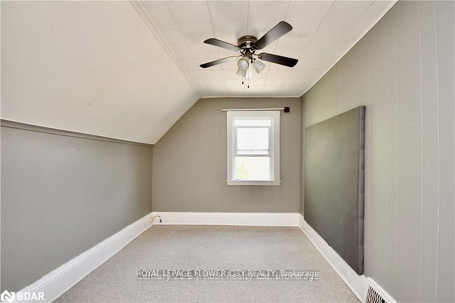 Photo 4 of 112 Laclie Street, Orillia — HOMEH