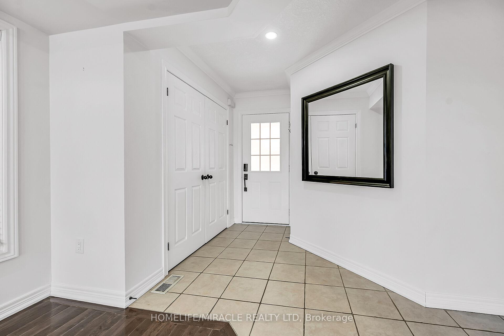 Photo 4 of 226 Spring valley Crescent E, Hamilton, Kernighan — HOMEH