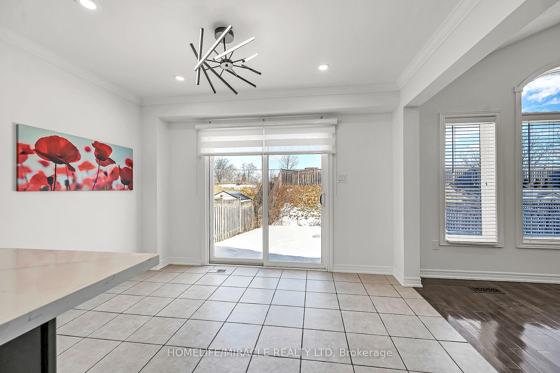 Photo 19 of 226 Spring valley Crescent E, Hamilton, Kernighan — HOMEH