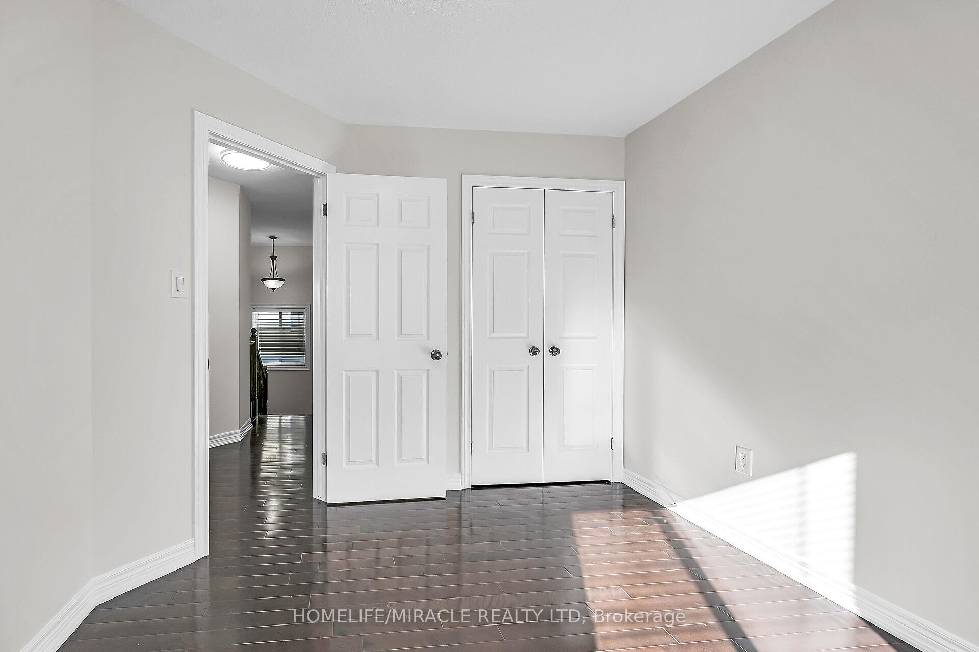 Photo 30 of 226 Spring valley Crescent E, Hamilton, Kernighan — HOMEH