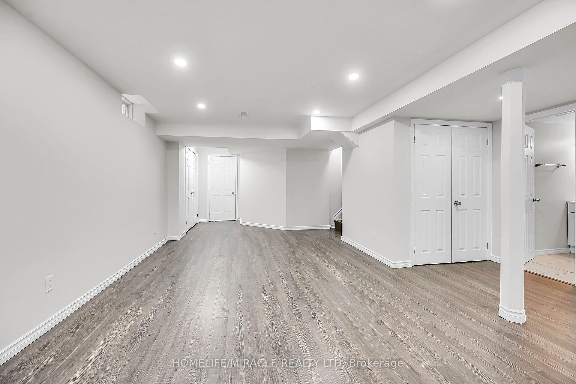Photo 38 of 226 Spring valley Crescent E, Hamilton, Kernighan — HOMEH