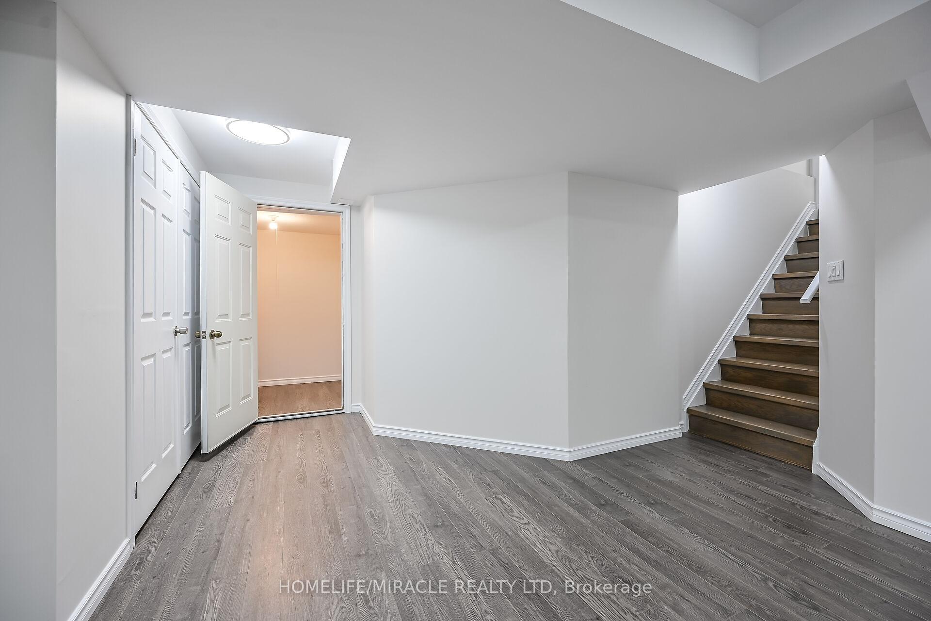 Photo 44 of 226 Spring valley Crescent E, Hamilton, Kernighan — HOMEH