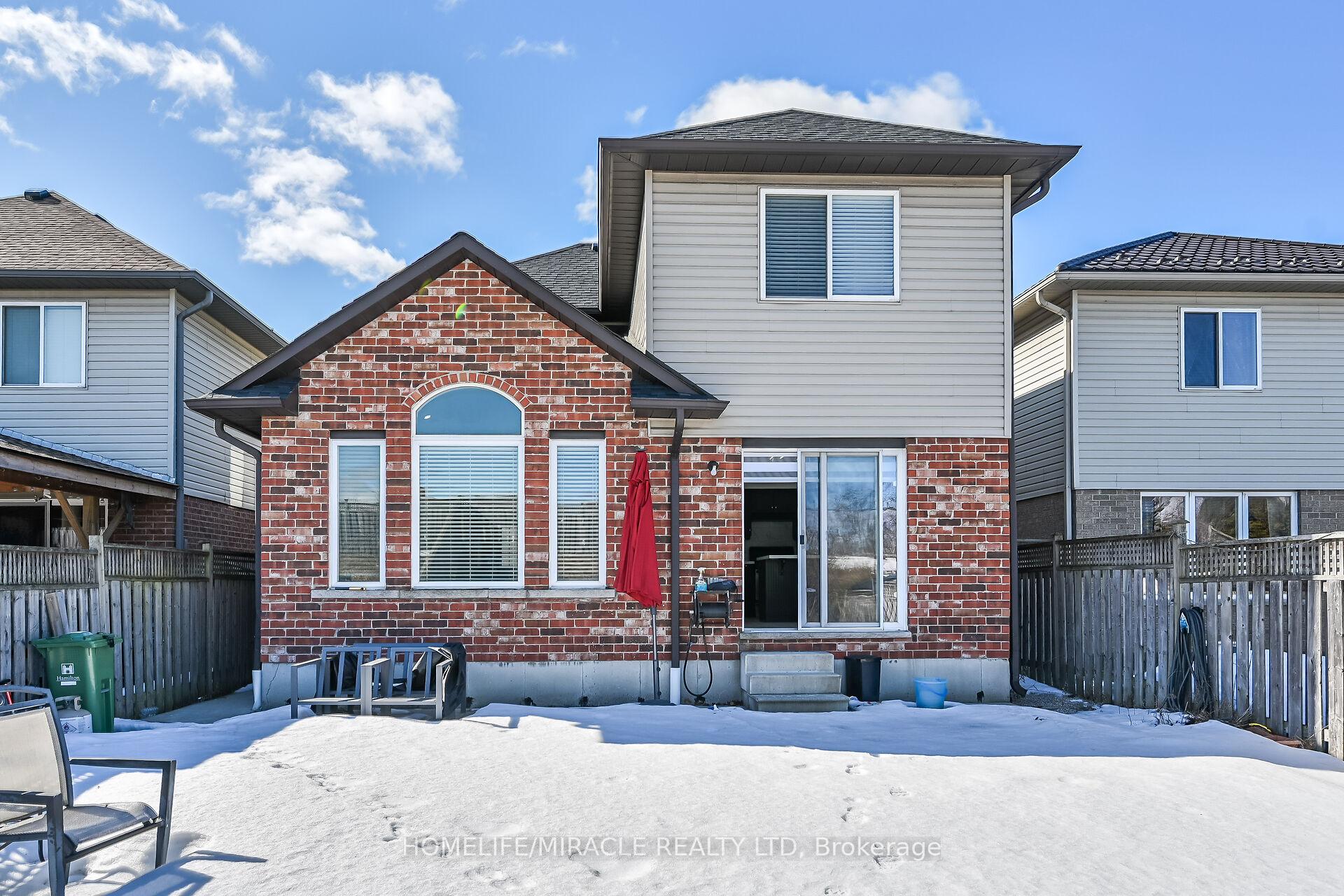 Photo 46 of 226 Spring valley Crescent E, Hamilton, Kernighan — HOMEH