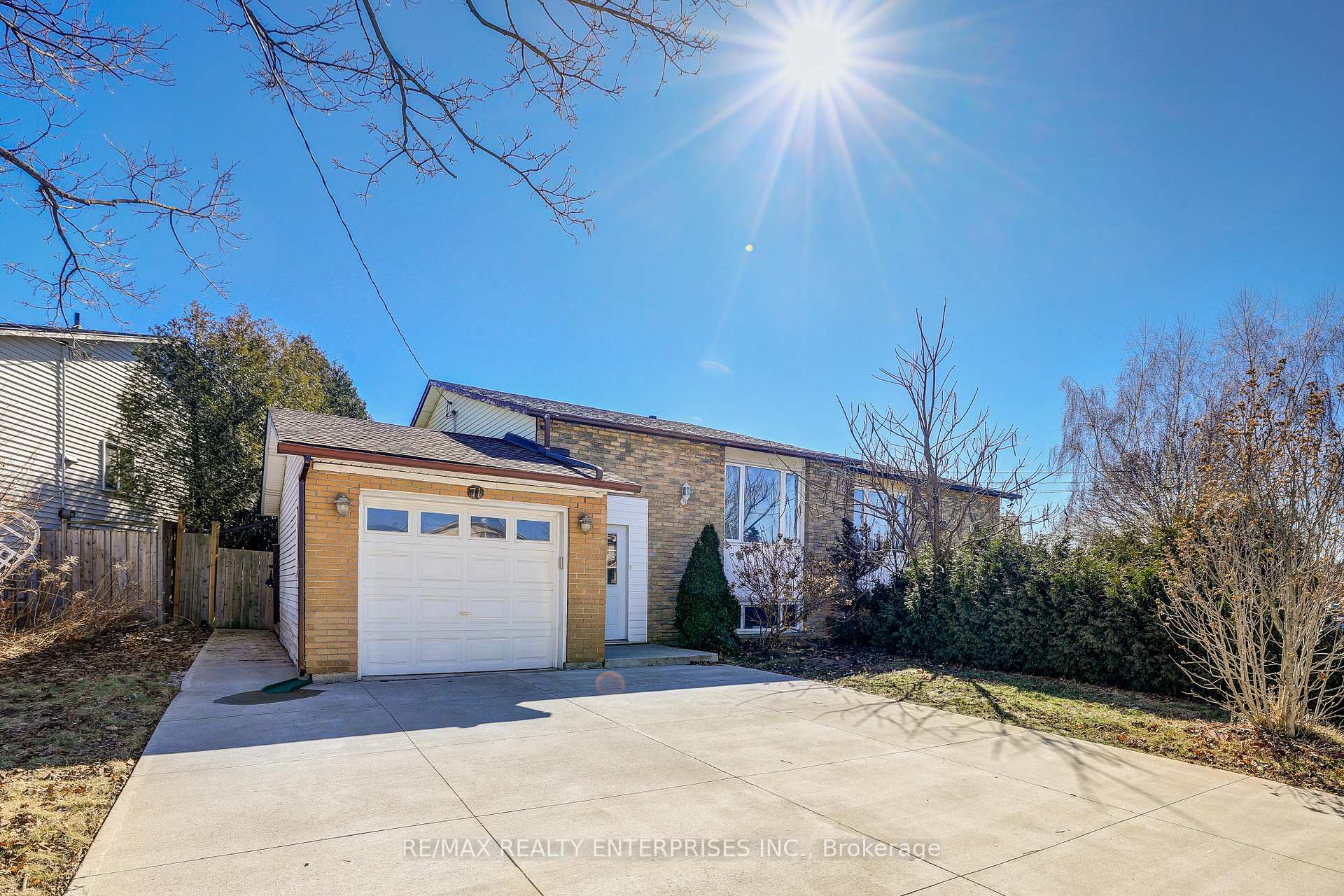 Front of 71 Adis Avenue