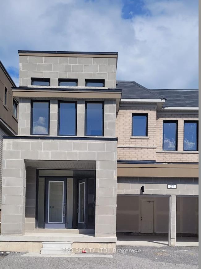 Photo 1 of 23 Clipper Ln, Clarington, Bowmanville — HOMEH