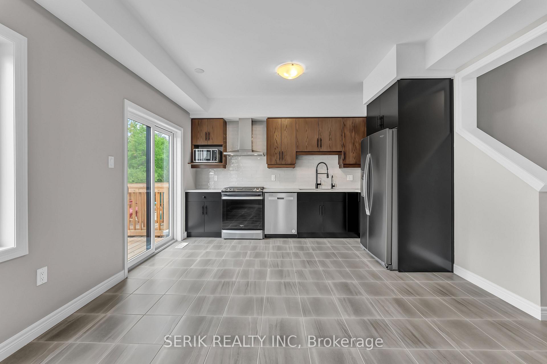 Photo 12 of 65 Arabella Drive S, Guelph, Kortright East — HOMEH